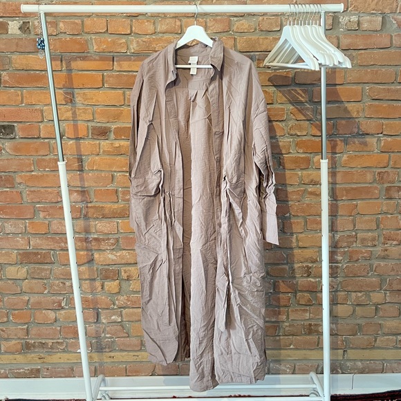 ***50% Off*** Viral H&M Tie-front Shirt Dress - Picture 2 of 5